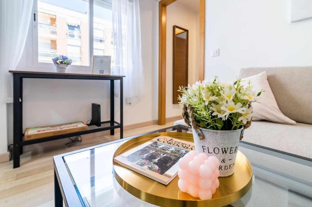 Apartamento A 500M De La Juderia Con Parking Córdoba Eksteriør billede
